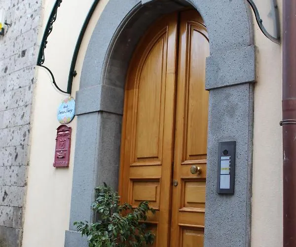 Domus Liberty Bed & Breakfast 4*