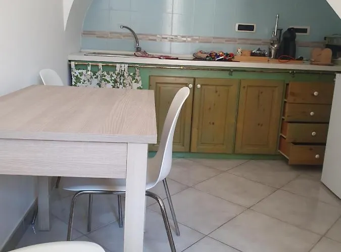 Domus Liberty Bed & Breakfast 4*